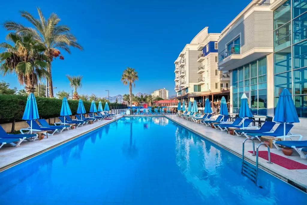 Sealife Family Resort Hotel pool.jpg Sealife Family Resort Hotel pool.jpg